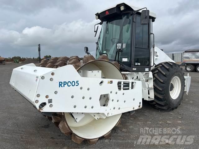 Ammann ARS 130 單輪滾壓機