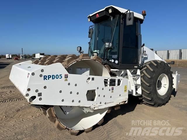 Ammann ARS 130 單輪滾壓機