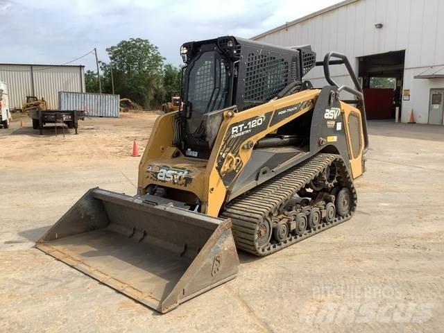 ASV RT120 滑移轉向裝載機