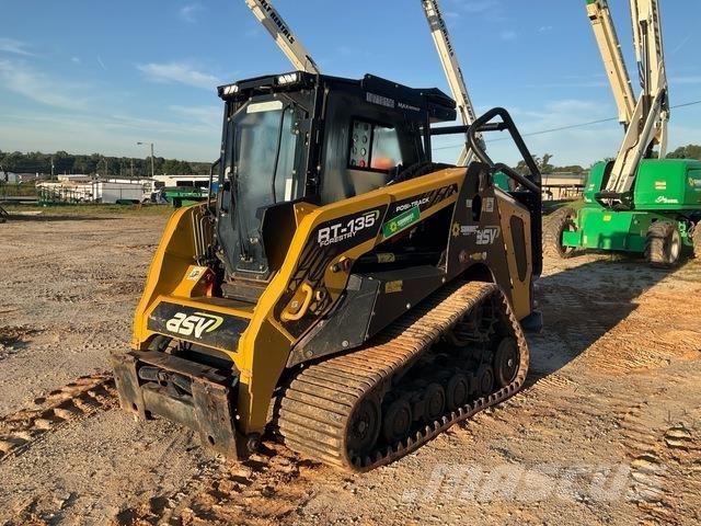 ASV RT135 滑移轉向裝載機