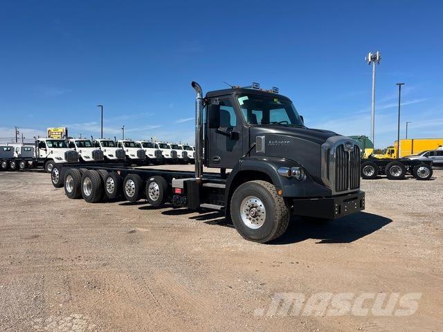 Autocar DC64 駕駛室與內部