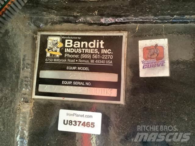Bandit 2590 碎木機