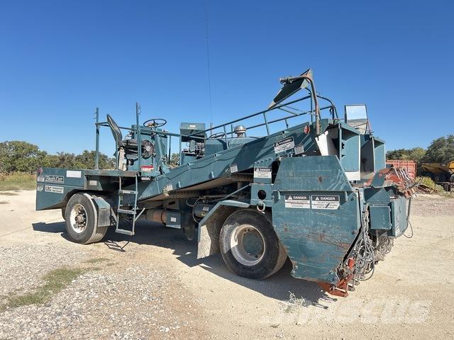  Bearcat 砂鹽撒布機