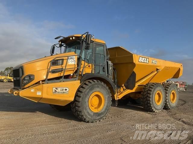 Bell B30E 鉸接式起吊車
