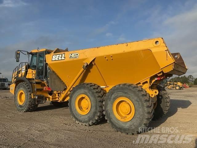Bell B30E 鉸接式起吊車