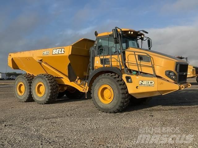 Bell B30E 鉸接式起吊車