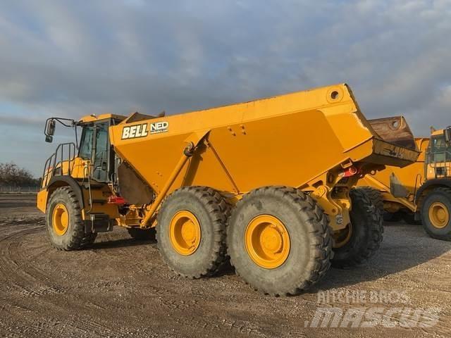 Bell B30E 鉸接式起吊車