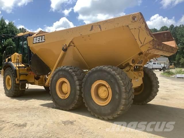 Bell B30E 鉸接式起吊車