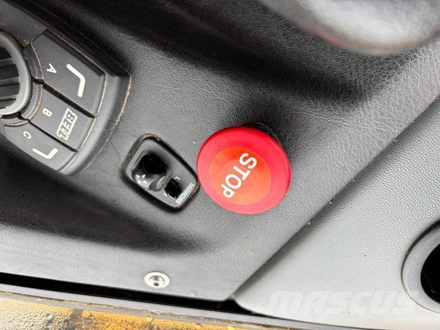 Bell B45E 鉸接式起吊車