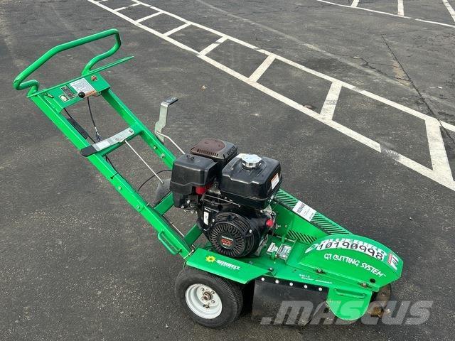 Blue Bird SG13 樹樁破碎機