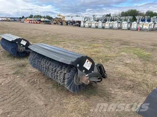 Bobcat  掃倉機