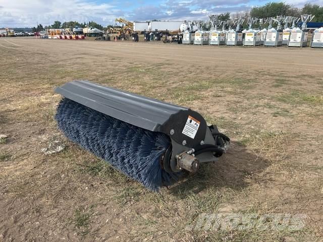 Bobcat  掃倉機