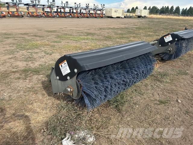 Bobcat  掃倉機