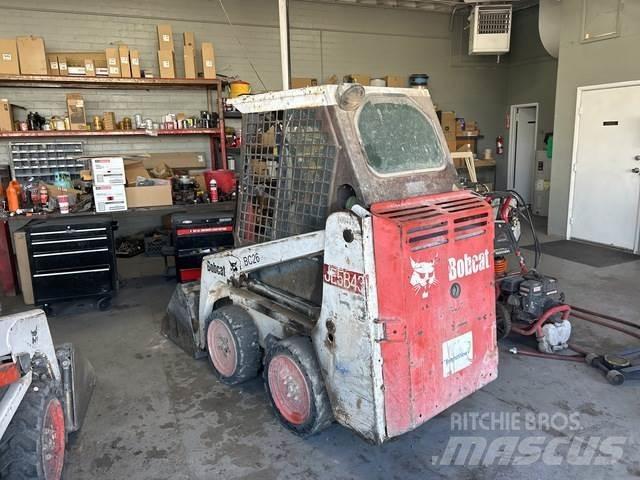 Bobcat 463 滑移轉向裝載機