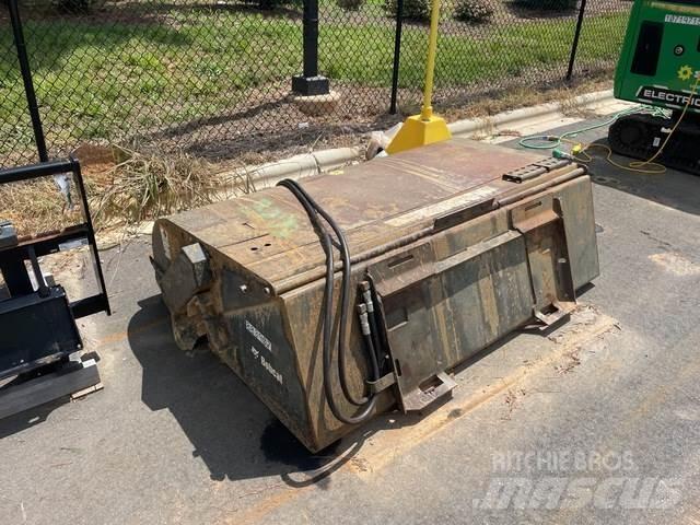 Bobcat 72 掃倉機