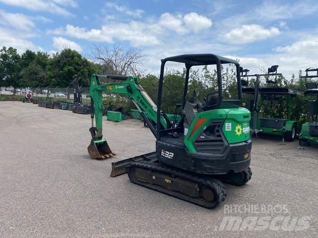 Bobcat E32 履帶式 挖土機/掘鑿機/挖掘機