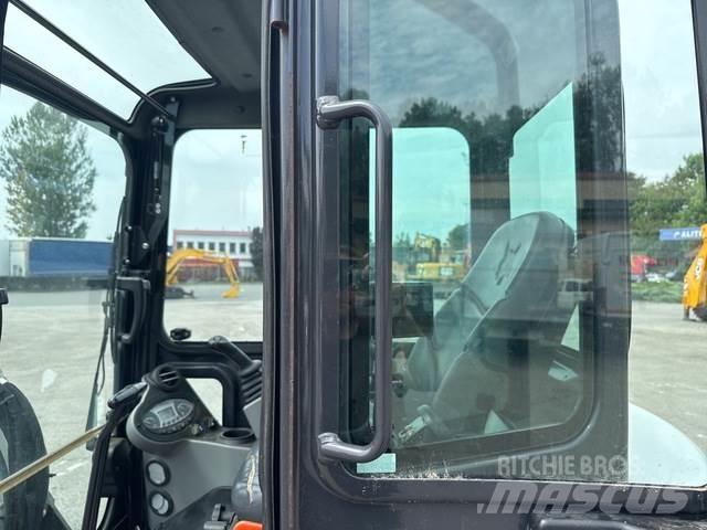 Bobcat E64 履帶式 挖土機/掘鑿機/挖掘機
