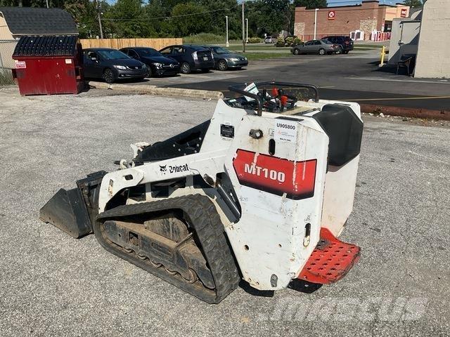 Bobcat MT100 滑移轉向裝載機