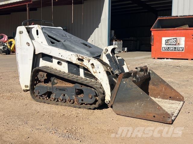 Bobcat MT55 滑移轉向裝載機