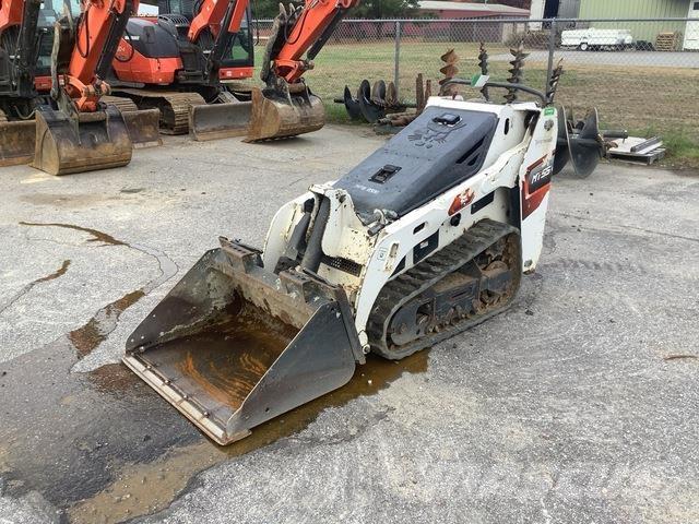Bobcat MT55 滑移轉向裝載機