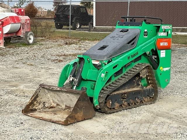 Bobcat MT85 滑移轉向裝載機