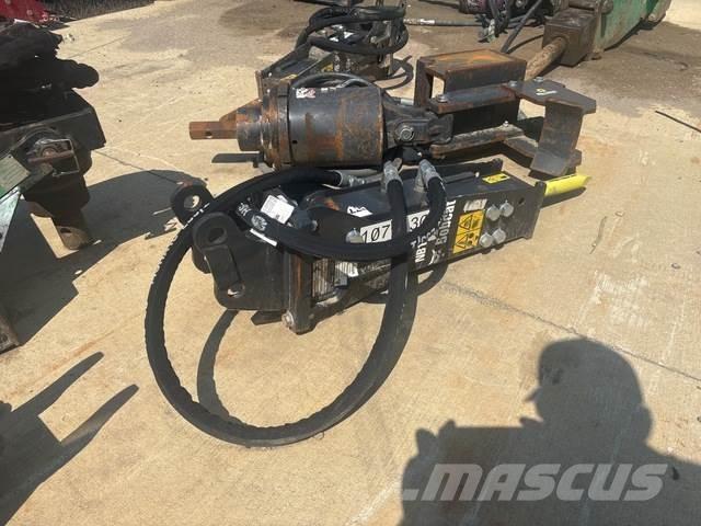 Bobcat NB110 鐵鎚/碎石機