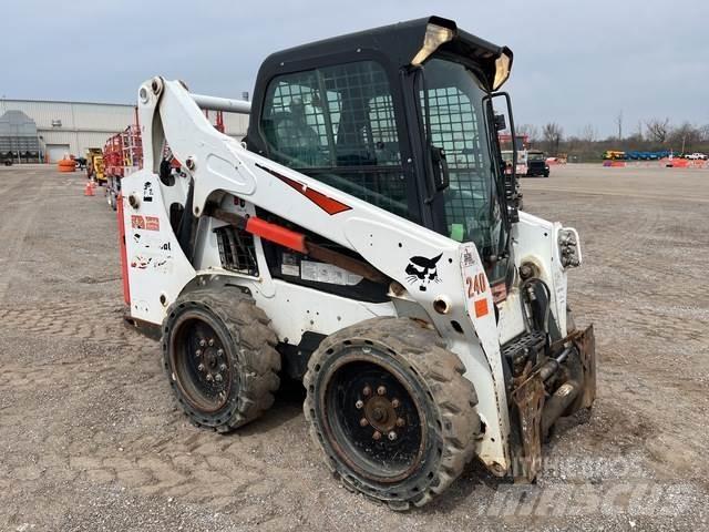 Bobcat S570 滑移轉向裝載機