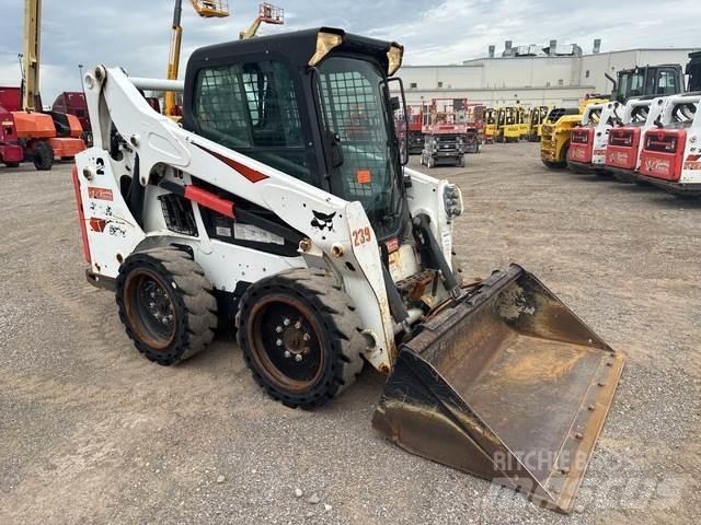 Bobcat S570 滑移轉向裝載機