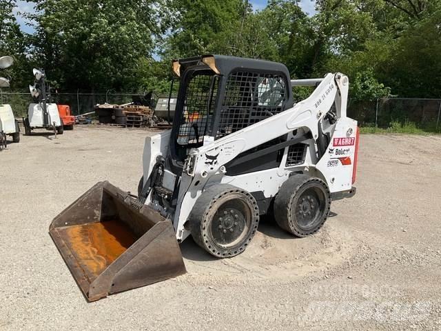 Bobcat S570 滑移轉向裝載機