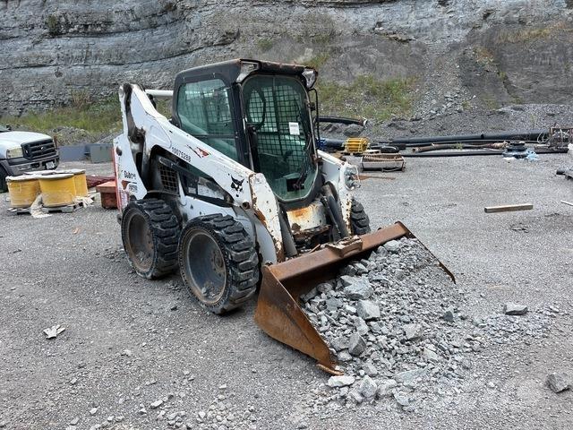 Bobcat S570 滑移轉向裝載機