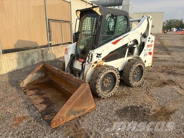 Bobcat S570 滑移轉向裝載機