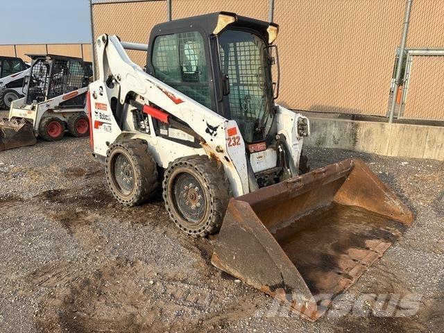 Bobcat S570 滑移轉向裝載機