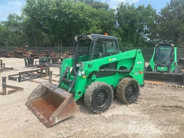Bobcat S630 滑移轉向裝載機