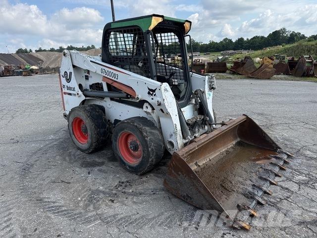 Bobcat S630 滑移轉向裝載機