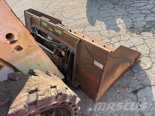 Bobcat S630 滑移轉向裝載機