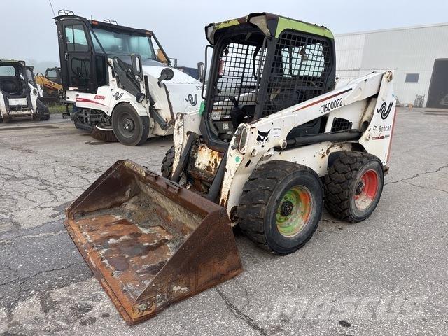 Bobcat S630 滑移轉向裝載機