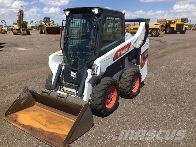 Bobcat S64 滑移轉向裝載機
