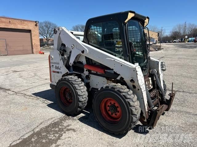 Bobcat S650 滑移轉向裝載機