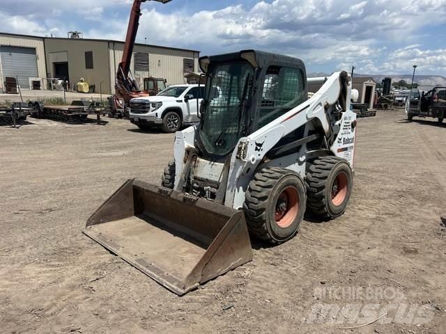 Bobcat S650 滑移轉向裝載機