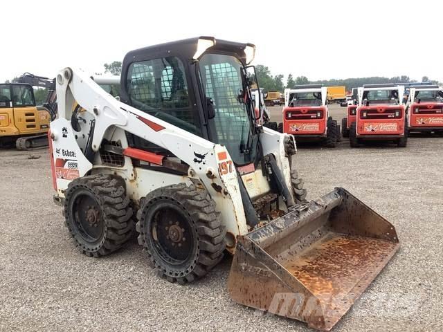 Bobcat S650 滑移轉向裝載機