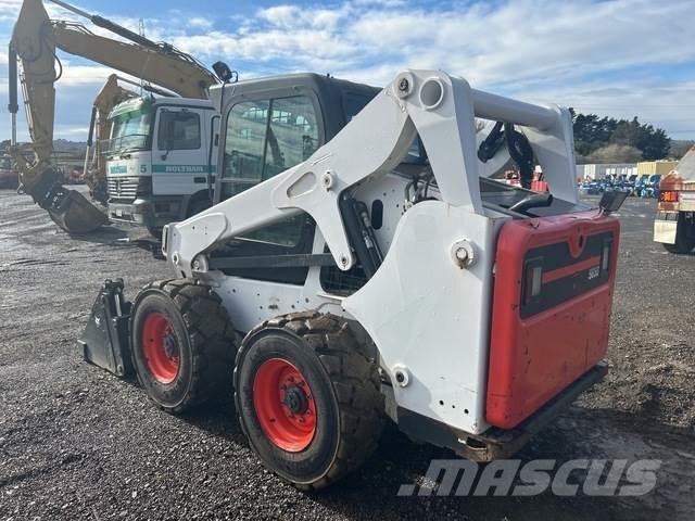 Bobcat S650 滑移轉向裝載機