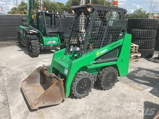Bobcat S70 滑移轉向裝載機