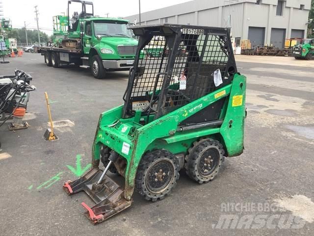 Bobcat S70 滑移轉向裝載機