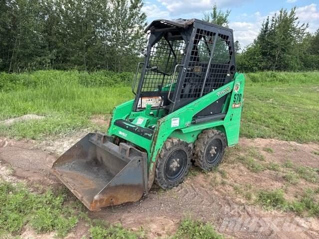 Bobcat S70 滑移轉向裝載機