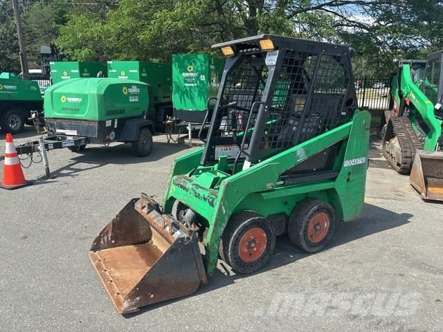 Bobcat S70 滑移轉向裝載機