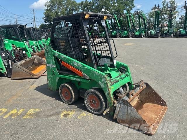Bobcat S70 滑移轉向裝載機