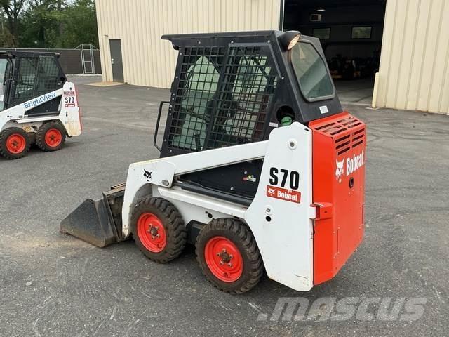 Bobcat S70 滑移轉向裝載機