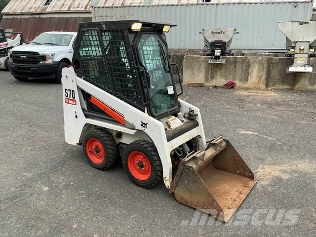 Bobcat S70 滑移轉向裝載機