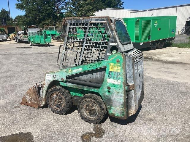 Bobcat S70 滑移轉向裝載機