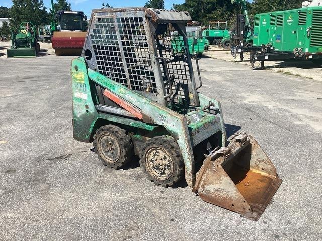 Bobcat S70 滑移轉向裝載機
